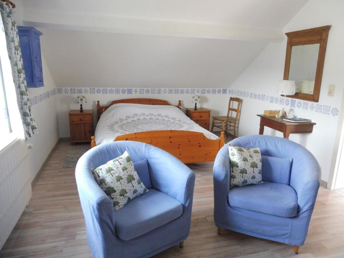 Bed and breakfast La Lustinoise Extérieur photo